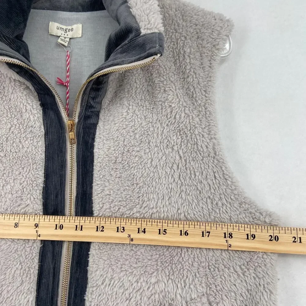 Umgee Teddy Vest Size S Gray Plush Fleece Fully Lined Ribbed Trim Gray Full Zip